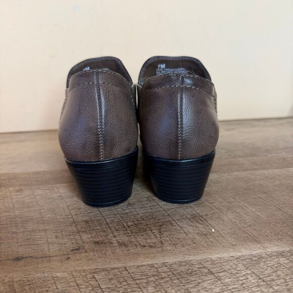 Weatherproof Vintage Cheryl brown Block Heel Ankle Booties Size 7 shoes - Picture 2 of 7